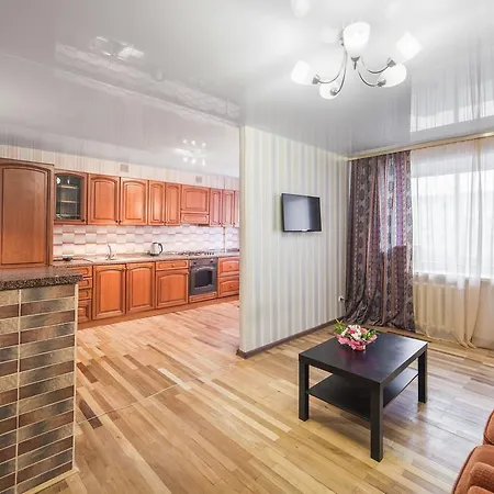 Accomodation By Khmelnickogo 2 Apartment